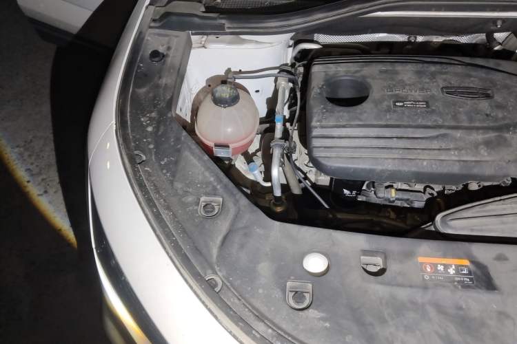 Used Geely Auto Haoyue 2020 1.8TD DCT Flagship 7-Seater Engine Bay Right