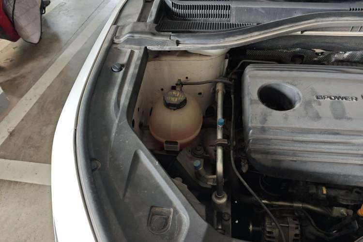 Used Geely Auto Haoyue 2020 1.8TD DCT Luxury 7-Seater Engine Bay Right