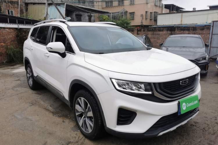 Used Geely Auto Haoyue 2020 1.8TD DCT Luxury 7-Seater Front Right 45 Deg