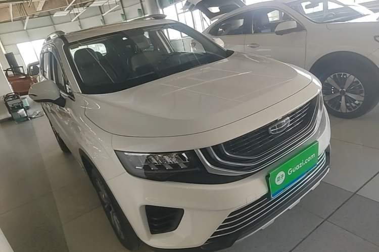 Used Geely Auto Haoyue 2020 1.8TD DCT Luxury 7-Seater Front Right 45 Deg