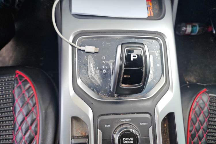 Used Geely Auto Haoyue 2020 1.8TD Automatic Comfort Model 5 Seats Gear Lever
