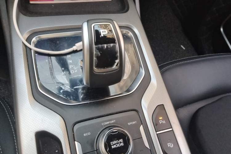 Used Geely Auto Haoyue 2020 1.8TD DCT Flagship 7-Seater Gear Lever