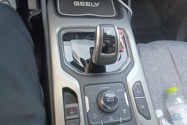 Used Geely Auto Haoyue 2020 1.8TD DCT Flagship 7-Seater Gear Lever