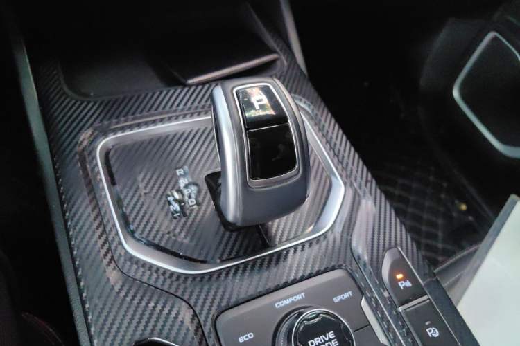 Used Geely Auto Haoyue 2020 1.8TD DCT Flagship 7-Seater Gear Lever