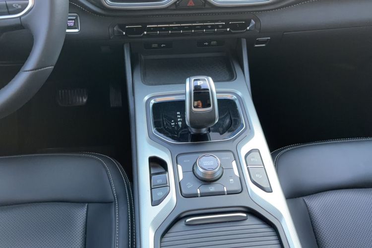 Used Geely Auto Haoyue 2020 1.8TD DCT Flagship 7-Seater Gear Lever