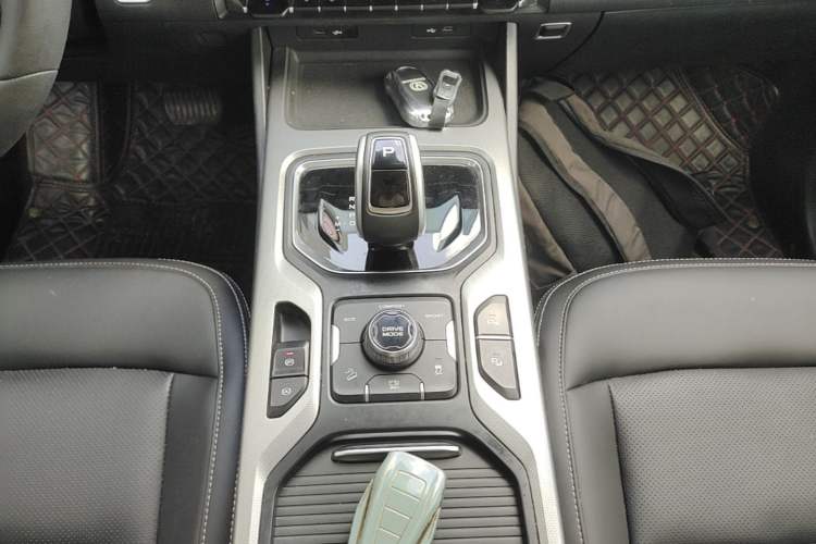 Used Geely Auto Haoyue 2020 1.8TD DCT Flagship 5-Seater Gear Lever