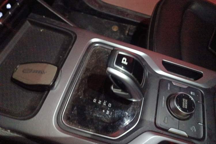Used Geely Auto Haoyue 2020 1.8TD DCT Luxury Model 5 Seats Gear Lever