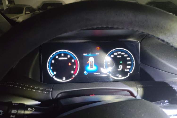 Used Geely Auto Haoyue 2020 1.8TD DCT Luxury 7-Seater Instrument Cluster