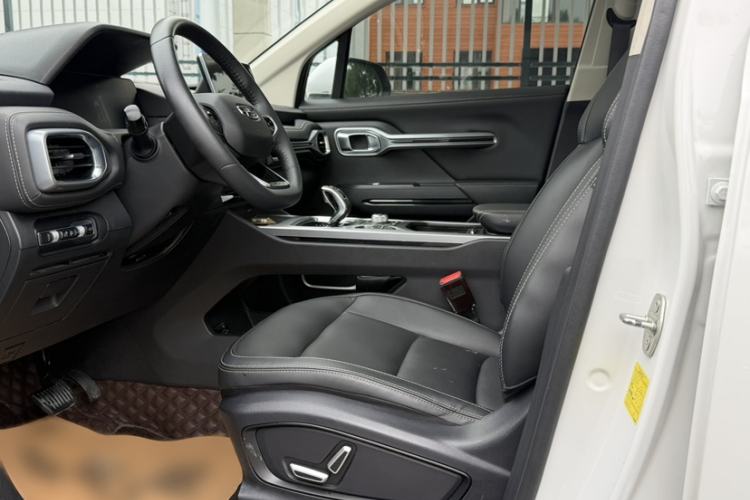 Used Geely Auto Haoyue 2020 1.8TD DCT Luxury 7-Seater Interior 1