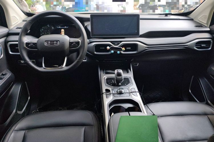 Used Geely Auto Haoyue 2020 1.8TD DCT Flagship 7-Seater Interior 2