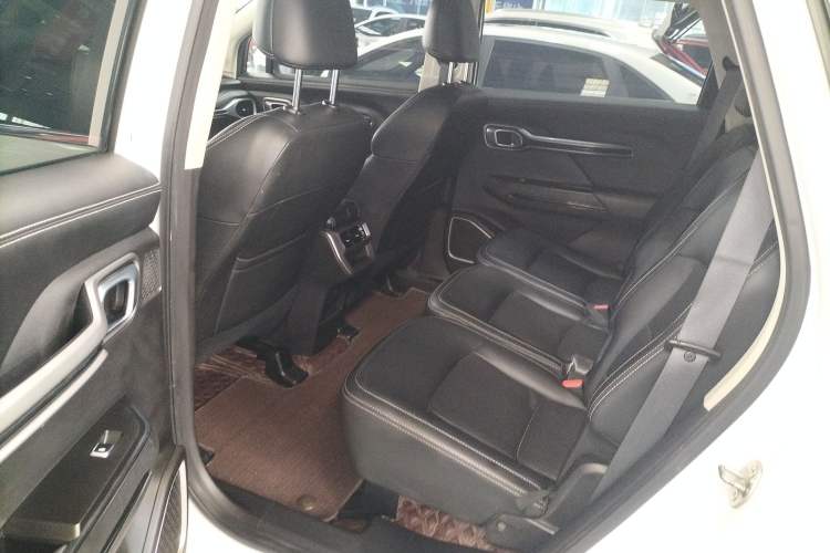 Used Geely Auto Haoyue 2020 1.8TD DCT Flagship 5-Seater Interior 4