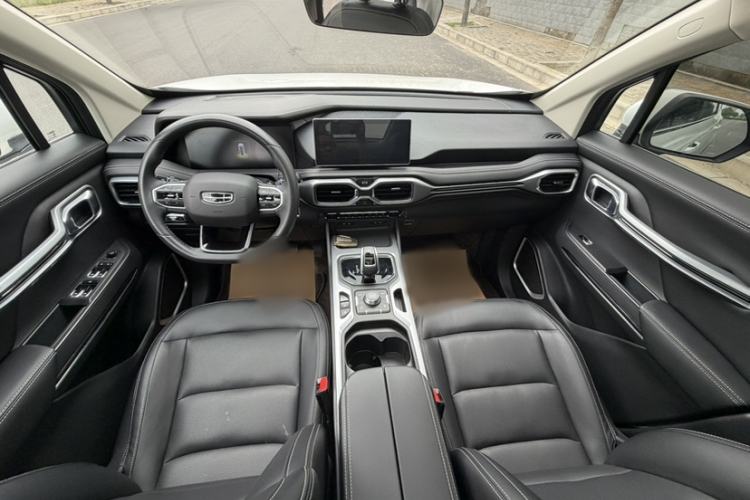 Used Geely Auto Haoyue 2020 1.8TD DCT Luxury 7-Seater Interior 4