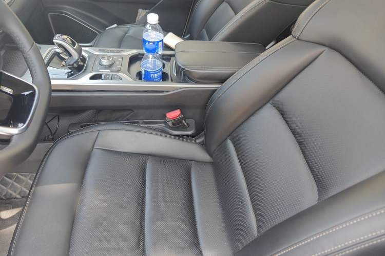 Used Geely Auto Haoyue 2020 1.8TD DCT Flagship 7-Seater Left Front Seat