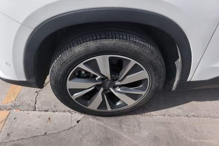 Used Geely Auto Haoyue 2020 1.8TD DCT Flagship 7-Seater Left Front Wheel Hub