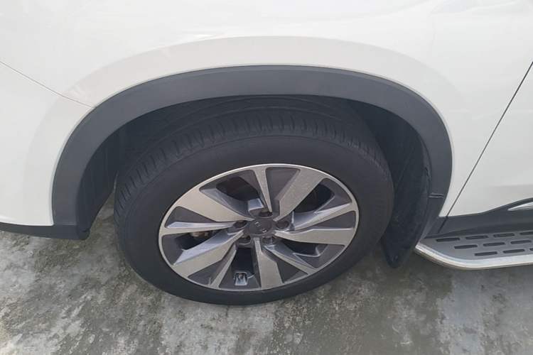 Used Geely Auto Haoyue 2020 1.8TD DCT Luxury 7-Seater Left Front Wheel Hub