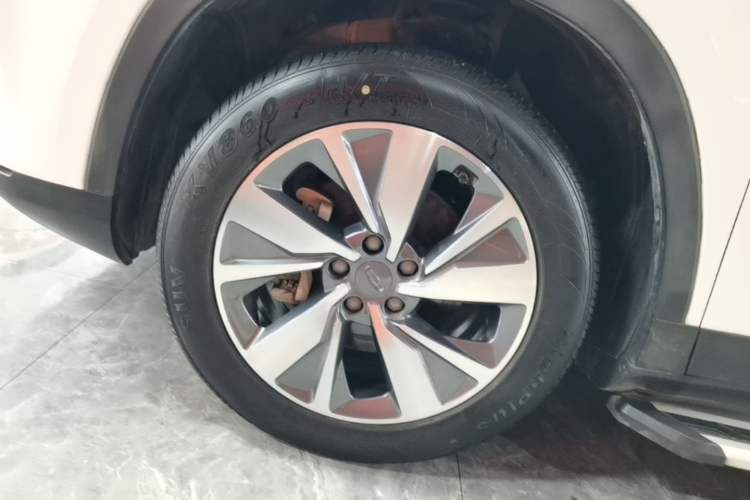 Used Geely Auto Haoyue 2020 1.8TD DCT Luxury 7-Seater Left Front Wheel Hub