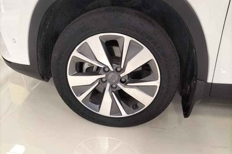 Used Geely Auto Haoyue 2020 1.8TD DCT Flagship 5-Seater Left Front Wheel Hub