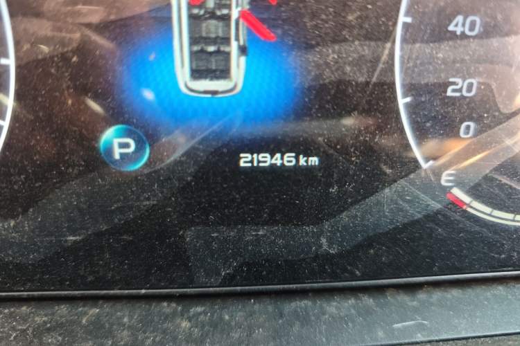 Used Geely Auto Haoyue 2020 1.8TD DCT Luxury 7-Seater Odometer Close Up