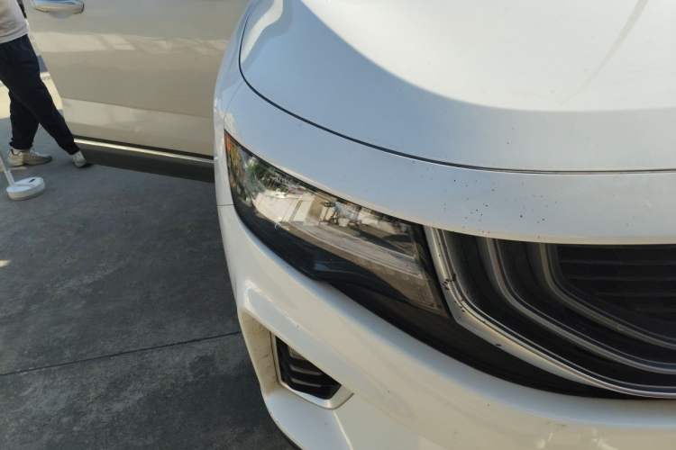 Used Geely Auto Haoyue 2020 1.8TD DCT Flagship 7-Seater Right Front Headlight