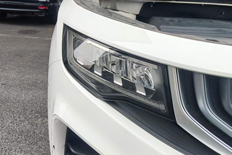 Used Geely Auto Haoyue 2020 1.8TD DCT Luxury 7-Seater Right Front Headlight