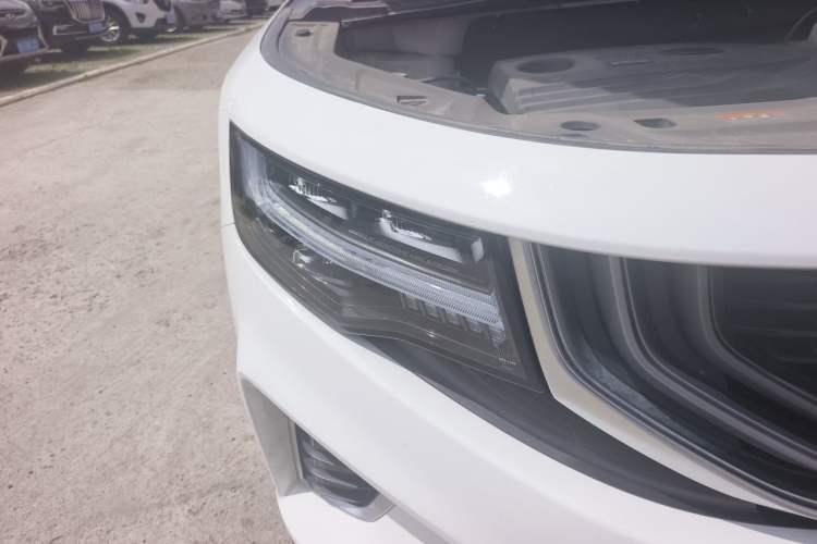 Used Geely Auto Haoyue 2020 1.8TD DCT Flagship 7-Seater Right Front Headlight