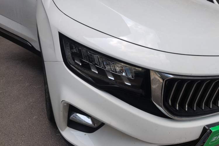 Used Geely Auto Haoyue 2020 1.8TD DCT Luxury 7-Seater Right Front Headlight