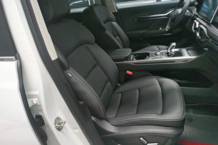 Used Geely Auto Haoyue 2020 1.8TD DCT Flagship 5-Seater Right Front Seat