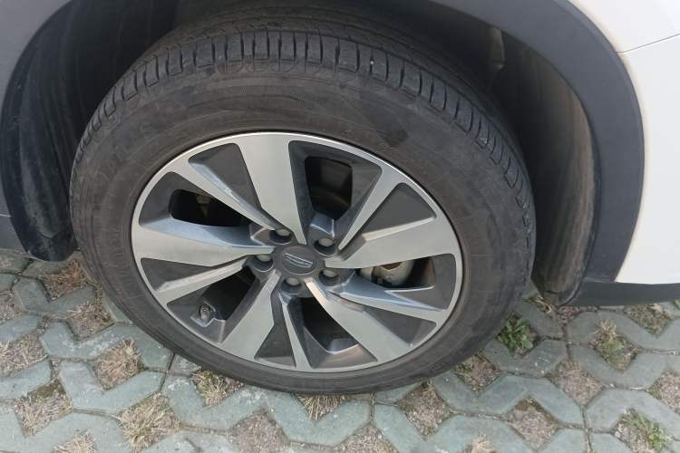 Used Geely Auto Haoyue 2020 1.8TD DCT Flagship 7-Seater Right Front Wheel Hub