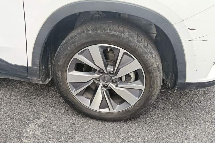 Used Geely Auto Haoyue 2020 1.8TD DCT Luxury 7-Seater Right Front Wheel Hub