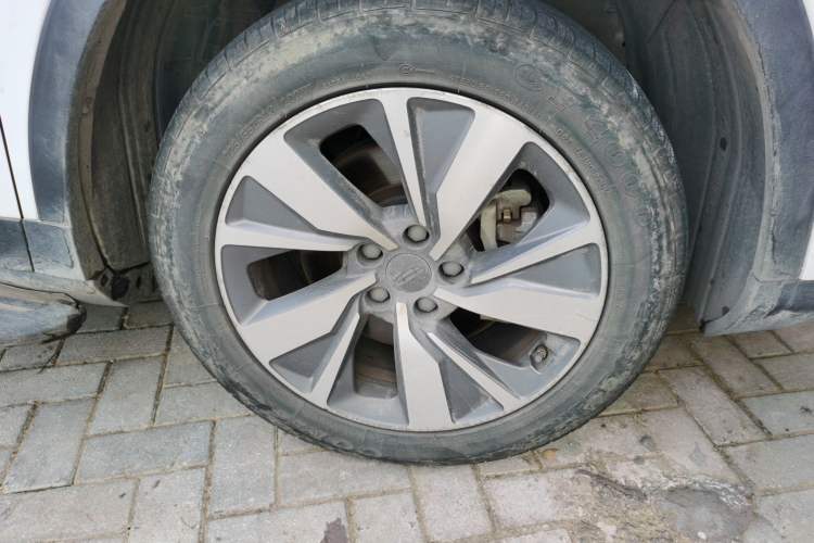 Used Geely Auto Haoyue 2020 1.8TD DCT Luxury Model 5 Seats Right Front Wheel Hub