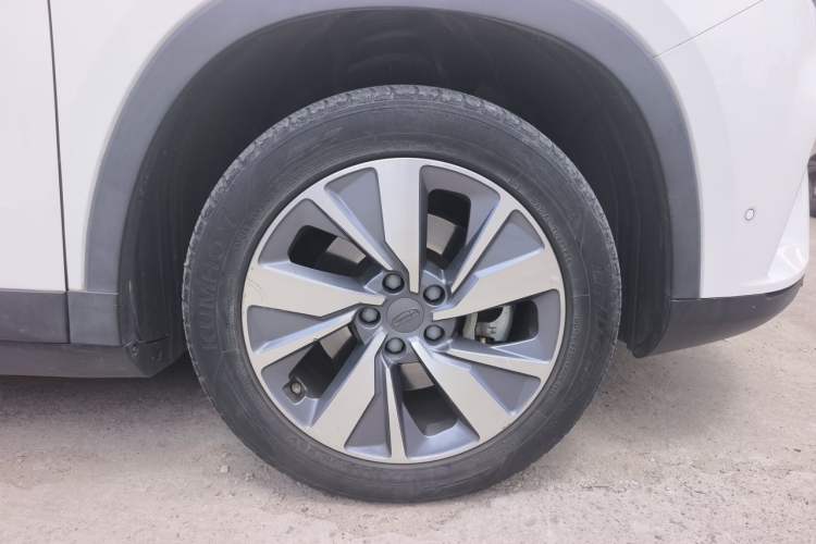 Used Geely Auto Haoyue 2020 1.8TD DCT Flagship 7-Seater Right Front Wheel Hub