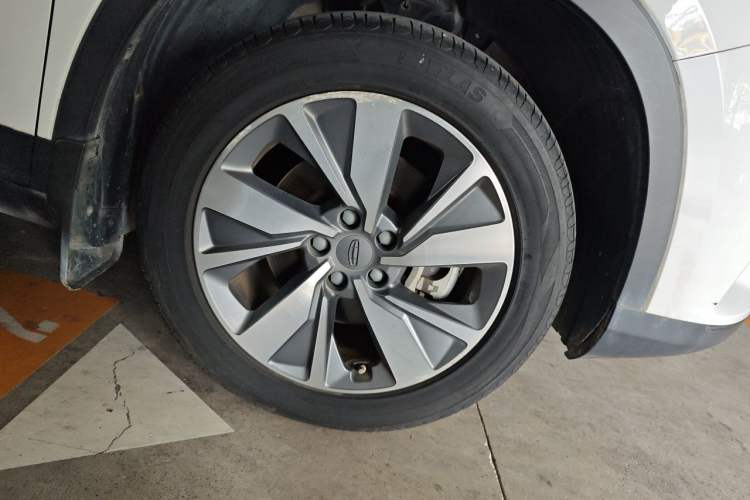 Used Geely Auto Haoyue 2020 1.8TD DCT Luxury 7-Seater Right Front Wheel Hub