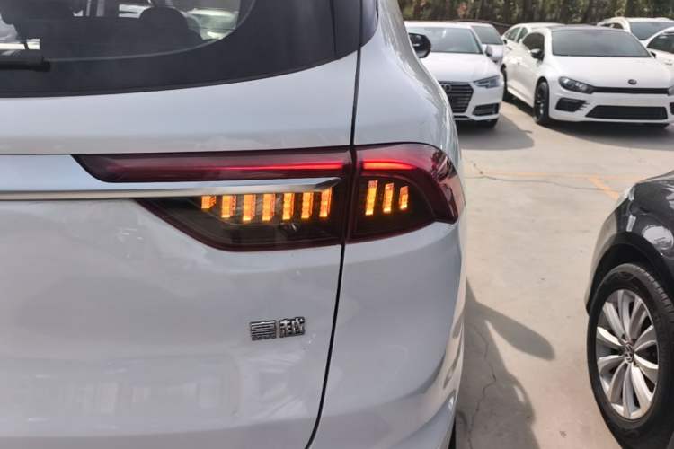 Used Geely Auto Haoyue 2020 1.8TD DCT Flagship 7-Seater Right Rear Taillight