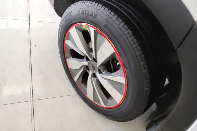 Used Geely Auto Haoyue 2020 1.8TD Automatic Comfort Model 5 Seats Right Rear Wheel Hub