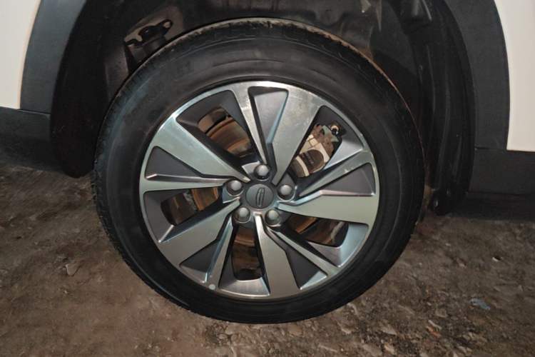 Used Geely Auto Haoyue 2020 1.8TD DCT Luxury 7-Seater Right Rear Wheel Hub