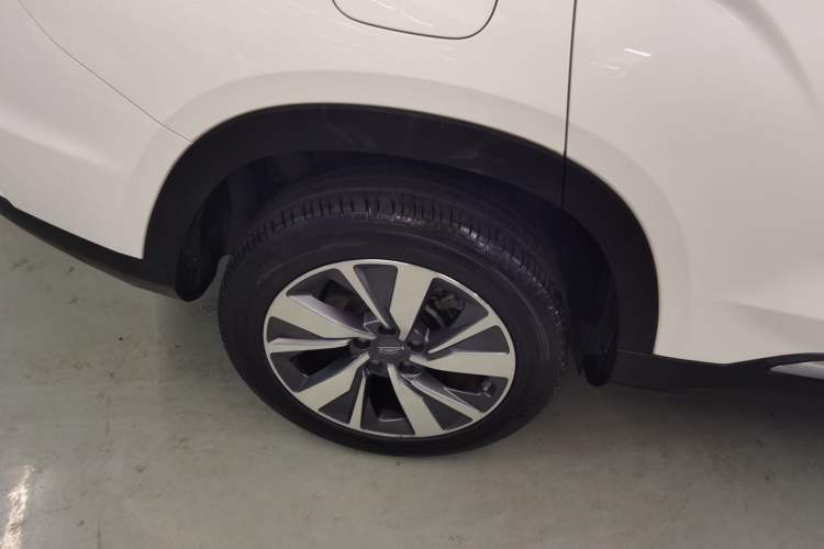 Used Geely Auto Haoyue 2020 1.8TD DCT Luxury 7-Seater Right Rear Wheel Hub