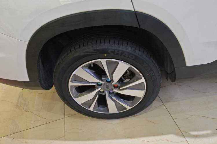 Used Geely Auto Haoyue 2020 1.8TD DCT Flagship 7-Seater Right Rear Wheel Hub