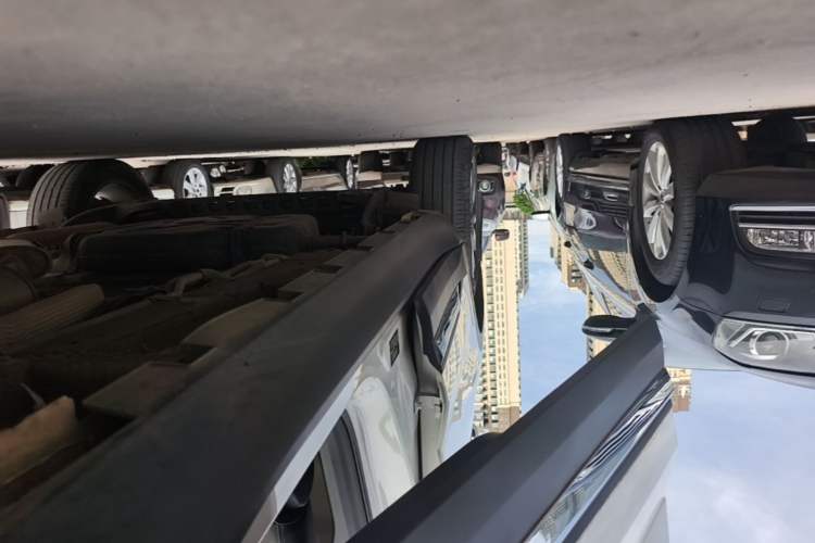 Used Geely Auto Haoyue 2020 1.8TD DCT Flagship 7-Seater Right Side Sill