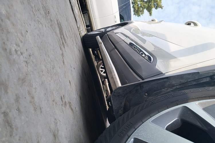 Used Geely Auto Haoyue 2020 1.8TD DCT Luxury 7-Seater Right Side Sill