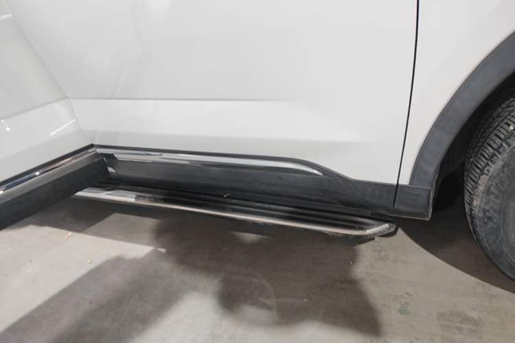 Used Geely Auto Haoyue 2020 1.8TD DCT Flagship 7-Seater Right Side Sill