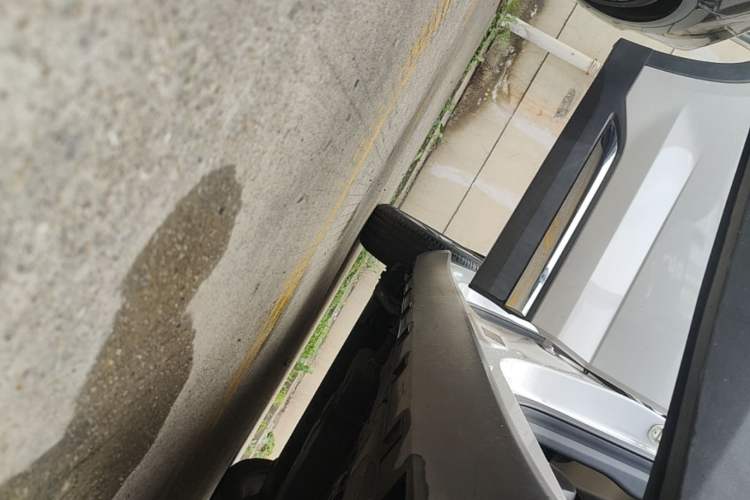 Used Geely Auto Haoyue 2020 1.8TD DCT Flagship 5-Seater Right Side Sill
