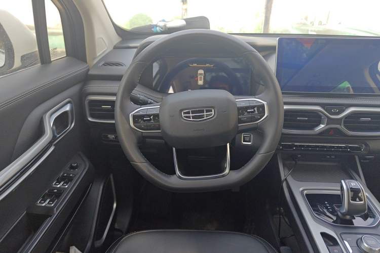 Used Geely Auto Haoyue 2020 1.8TD DCT Flagship 7-Seater Steering Wheel