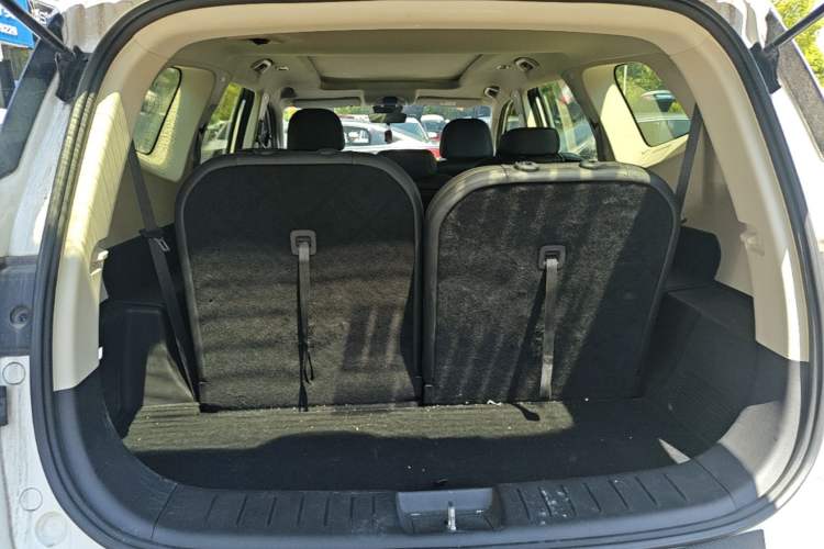 Used Geely Auto Haoyue 2020 1.8TD DCT Luxury 7-Seater Trunk