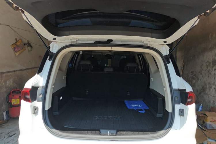 Used Geely Auto Haoyue 2020 1.8TD DCT Luxury Model 5 Seats Trunk
