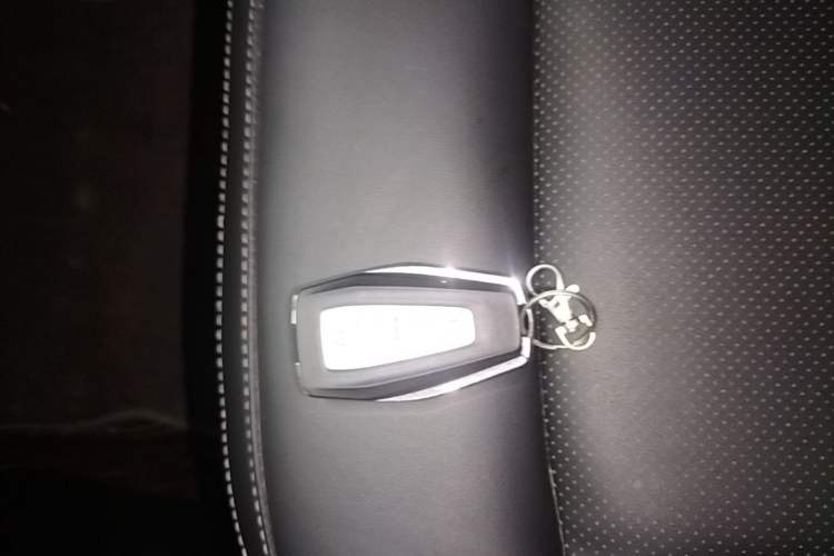 Used Geely Auto Haoyue 2020 1.8TD DCT Flagship 5-Seater Vehicle Key