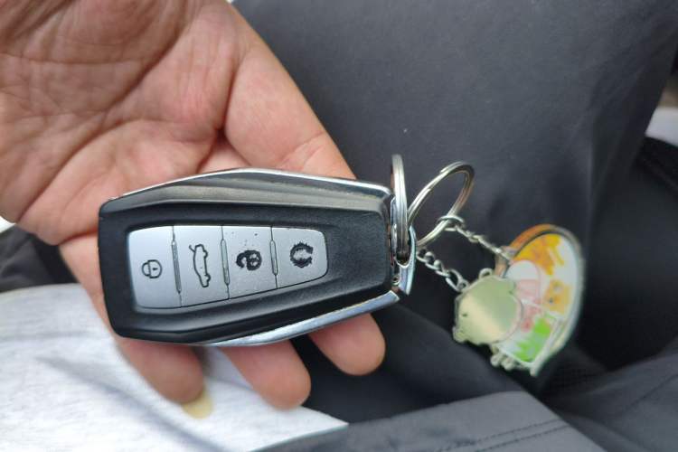 Used Geely Auto Haoyue 2020 1.8TD DCT Luxury 7-Seater Vehicle Key
