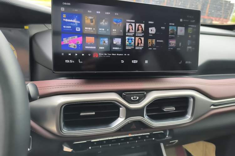 Used Geely Auto Haoyue 2022 1.8TD DCT Flagship 7-Seater Audio And AC Panel