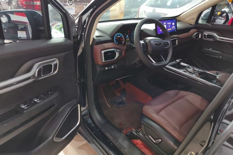 Used Geely Auto Haoyue 2022 1.8TD DCT Luxury 7-Seater Driver Seat