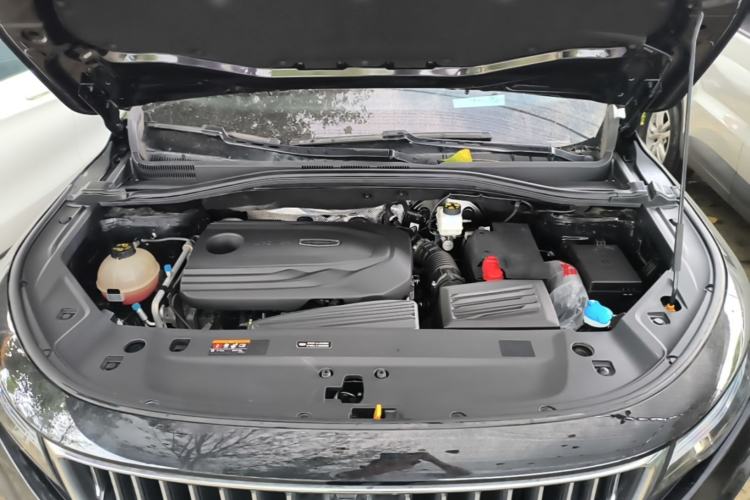 Used Geely Auto Haoyue 2022 1.8TD DCT Flagship 7-Seater Engine Bay