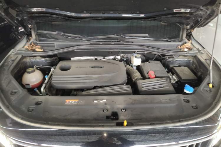 Used Geely Auto Haoyue 2022 1.8TD DCT Luxury 7-Seater Engine Bay